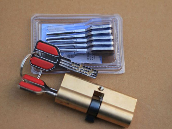 定海24小时上门开锁公司